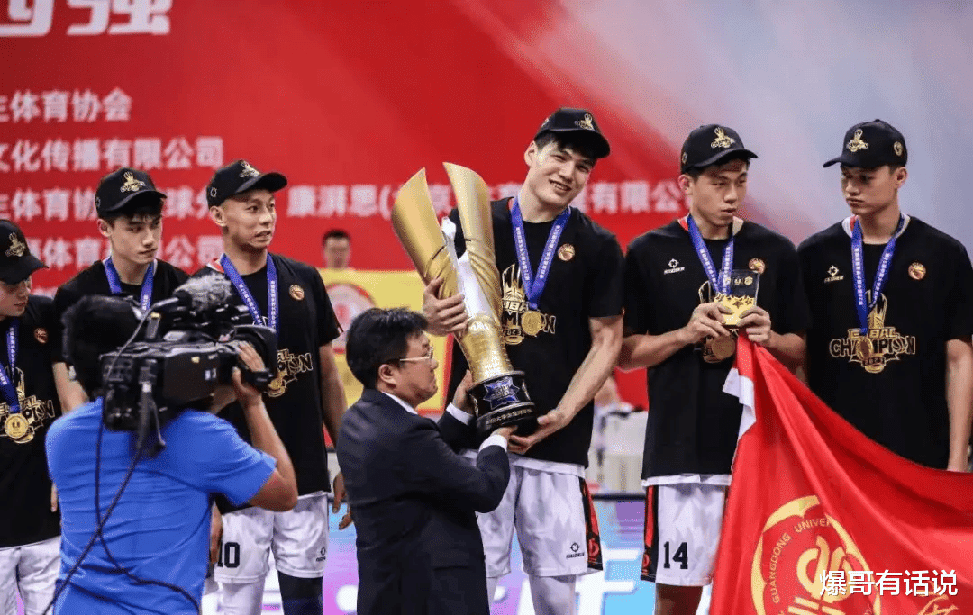 出色防守引爆全场！，TheShy意外战胜利物浦赢得满堂喝彩的简单介绍